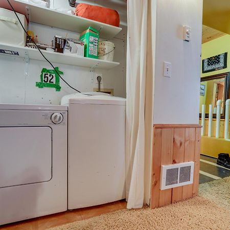 Snoqualmie Pass Cabin With Deck Walk To Ski Lift Luaran gambar