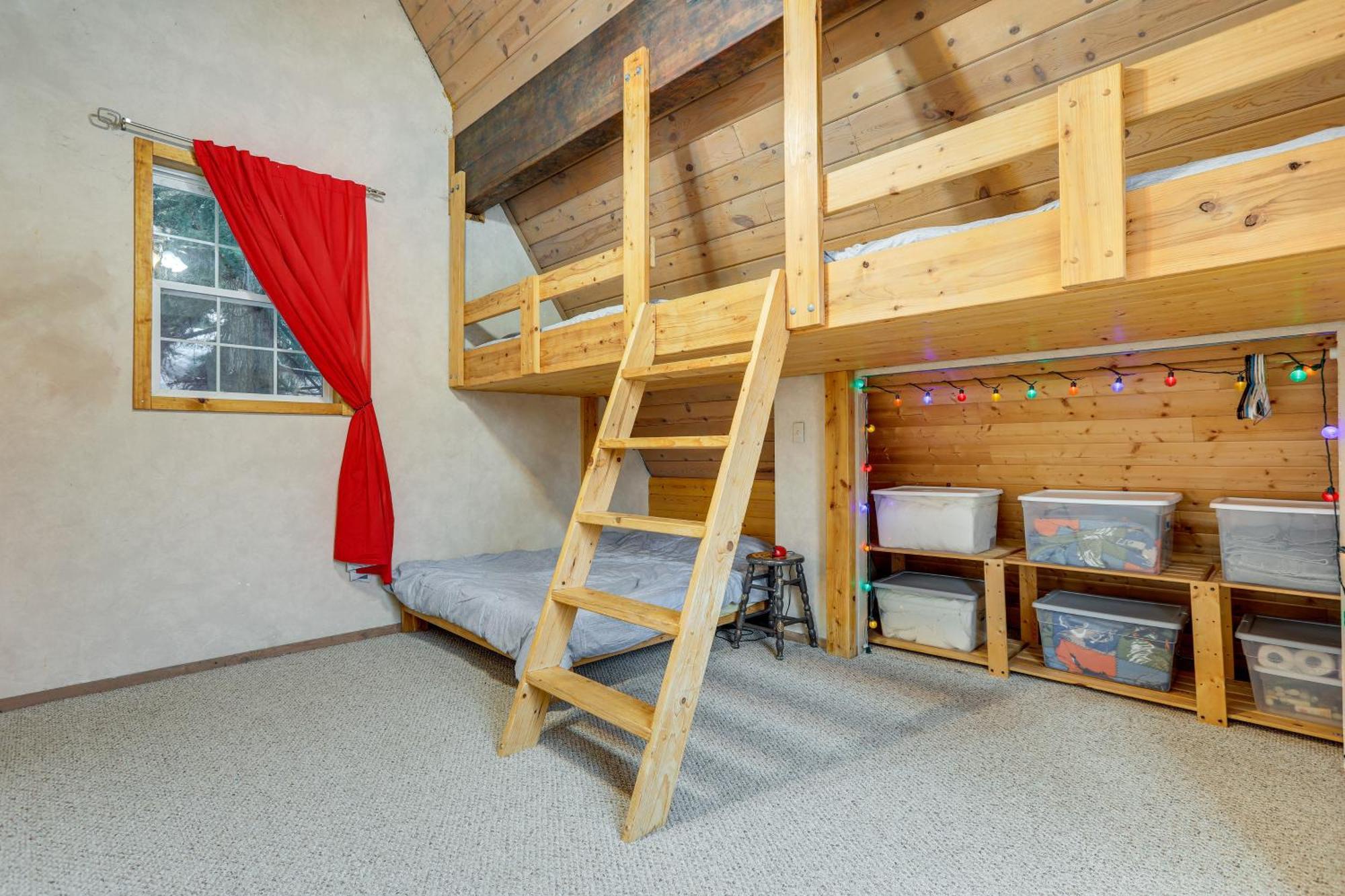 Snoqualmie Pass Cabin With Deck Walk To Ski Lift Luaran gambar